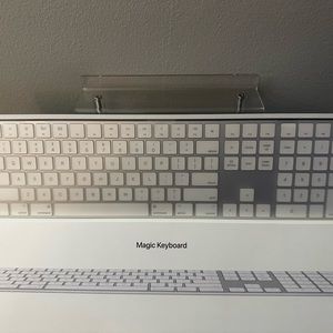 Apple Magic Keyboard with Numeric Keypad (Wireless, Rechargable) - Silver